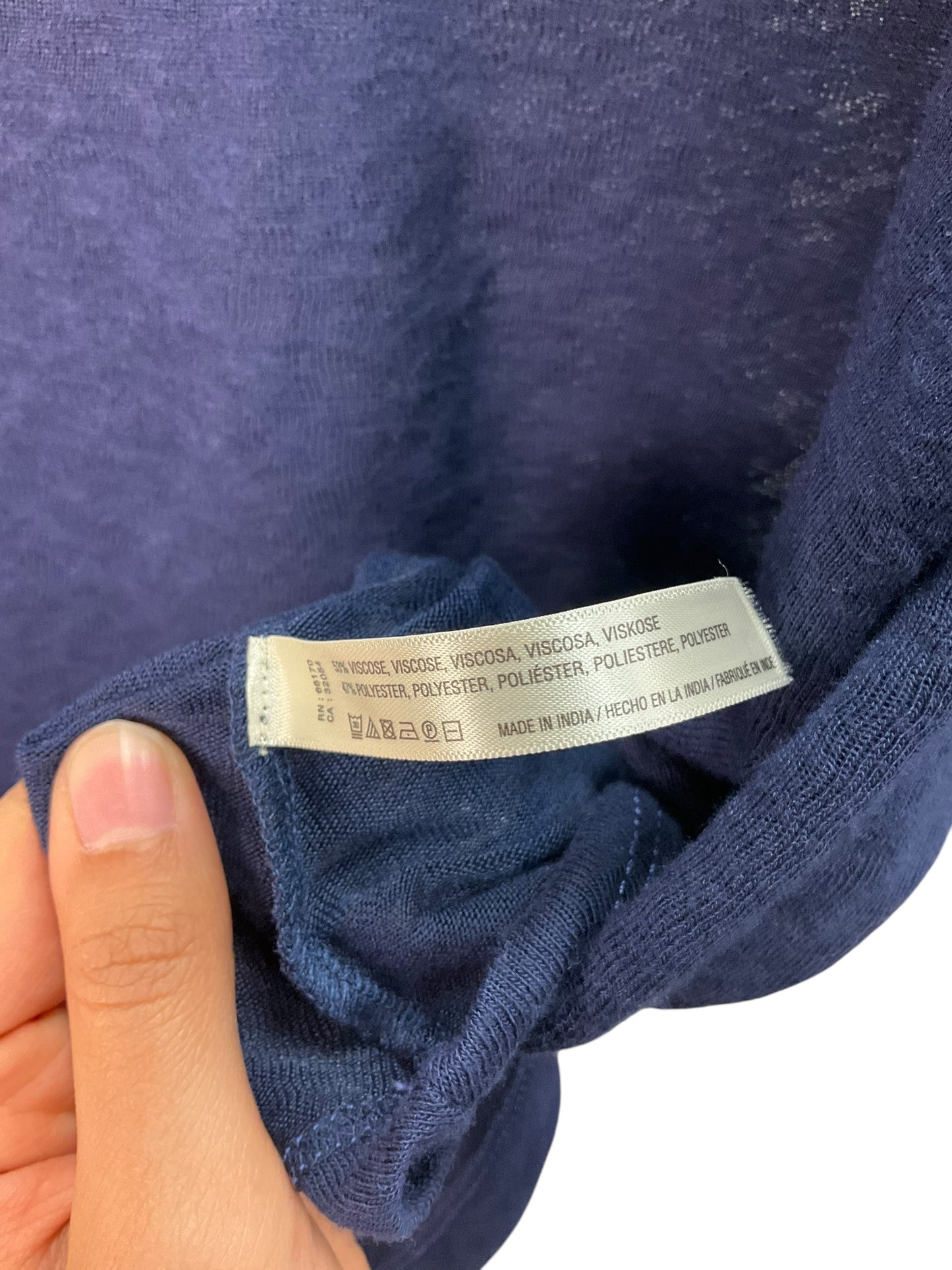 Top Sleeveless Basic By Anthropologie In Navy, Size: M