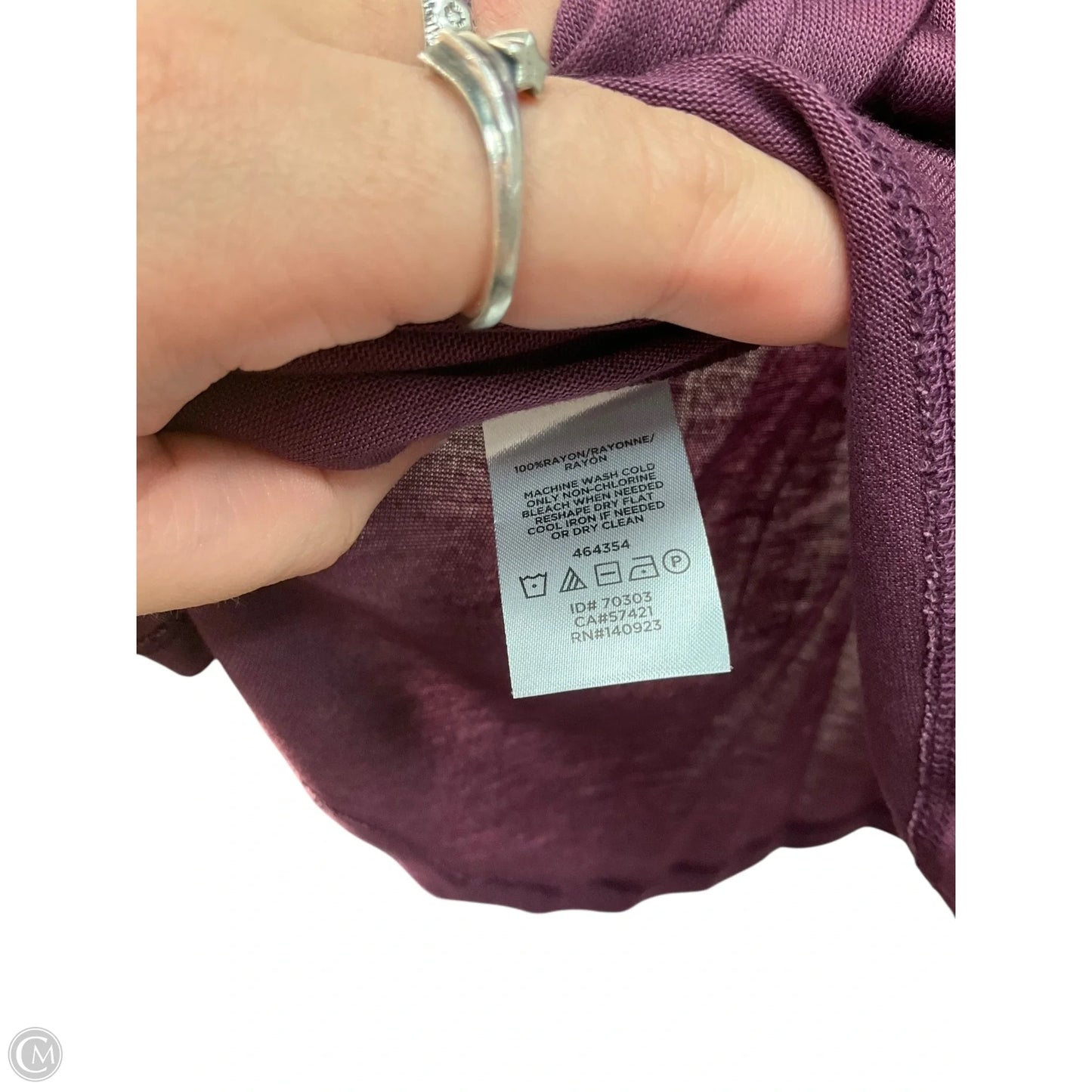 Top Sleeveless Basic By Loft In Purple, Size: Xs