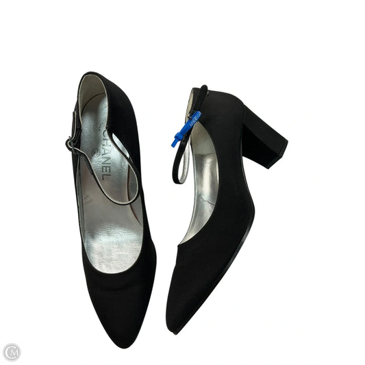 Shoes Luxury Designer By Chanel In Black, Size: 11