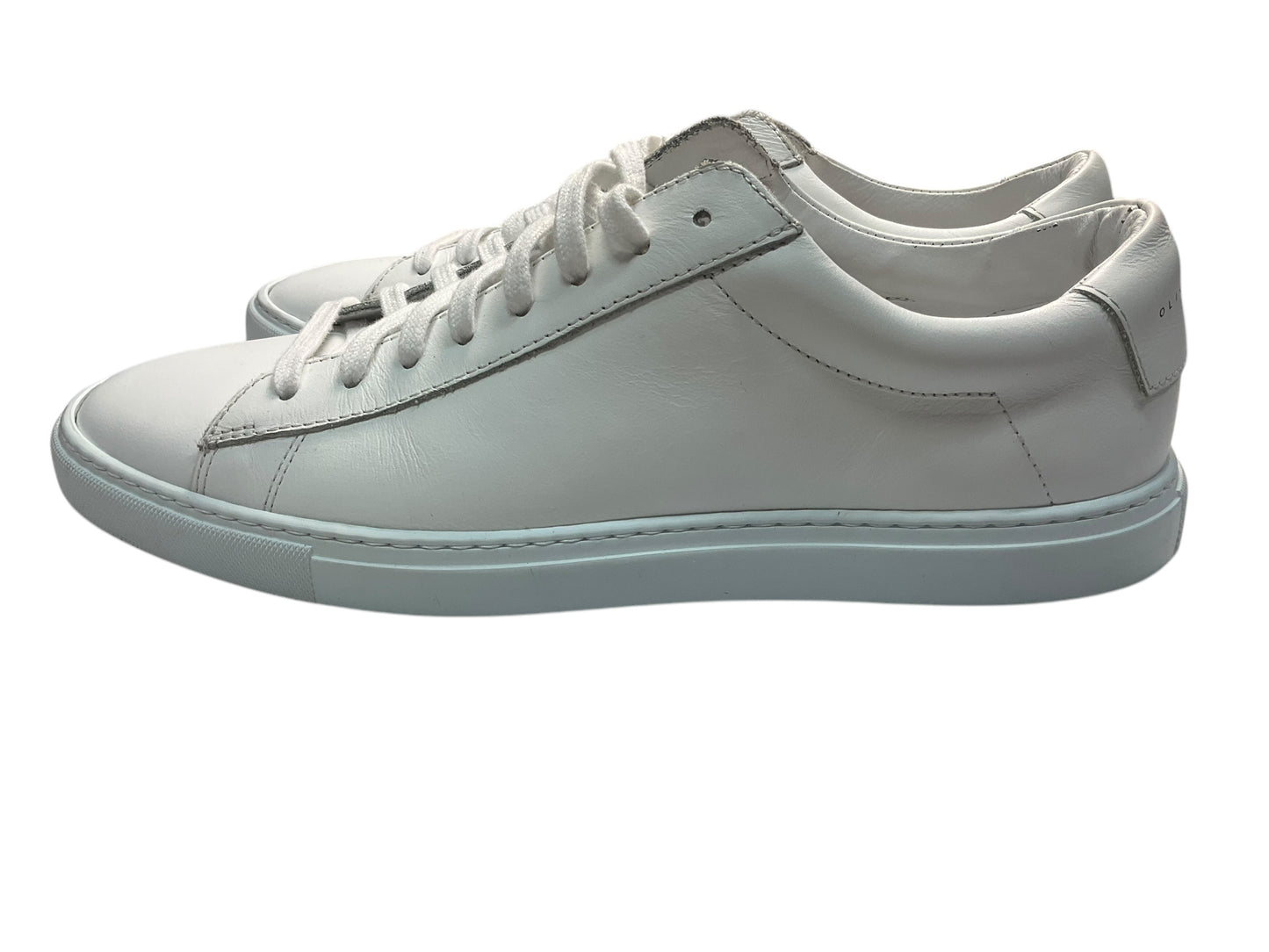 Shoes Athletic By Cma In White, Size: 9.5