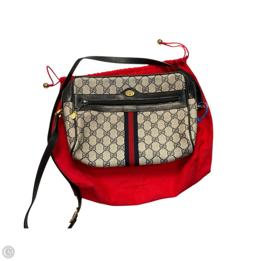 Crossbody Luxury Designer By Gucci, Size: Small