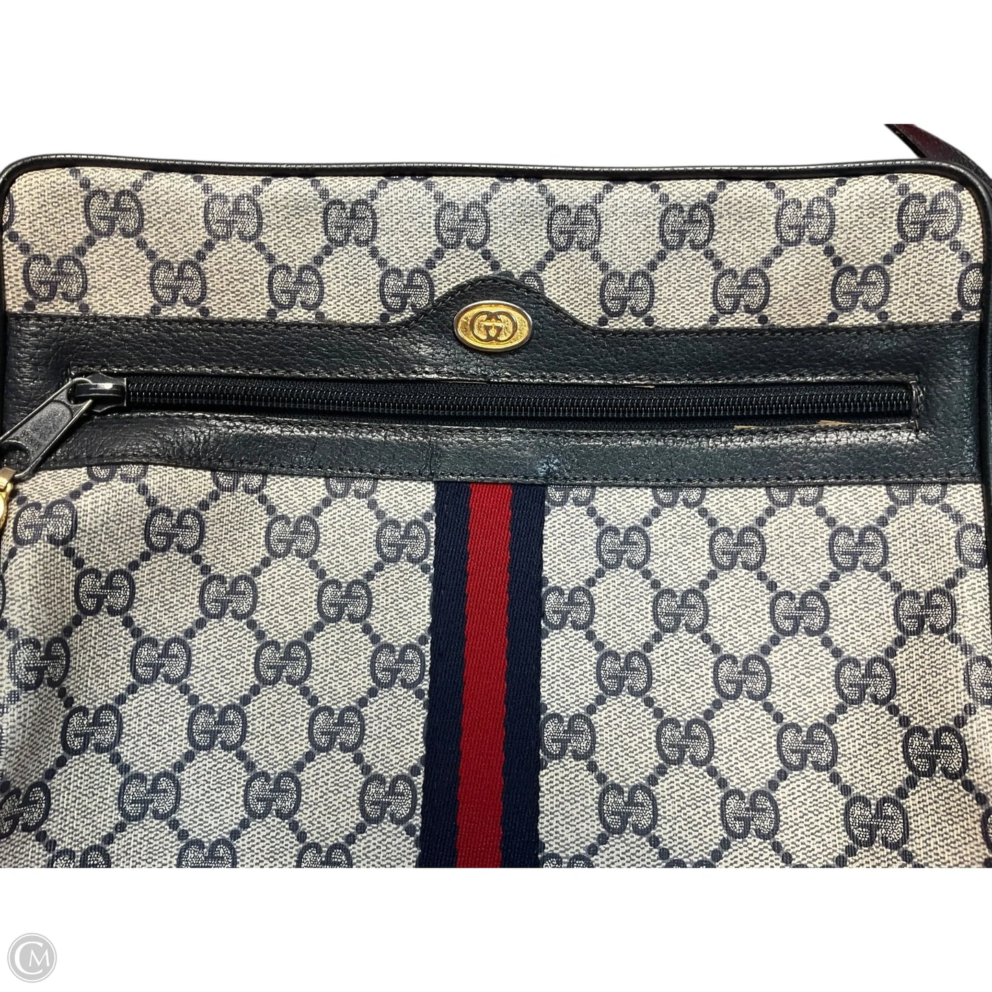 Crossbody Luxury Designer By Gucci, Size: Small