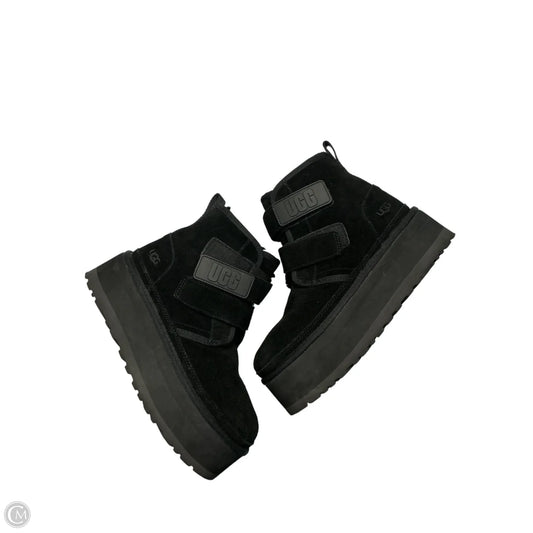 Boots Designer By Ugg In Black, Size: 8