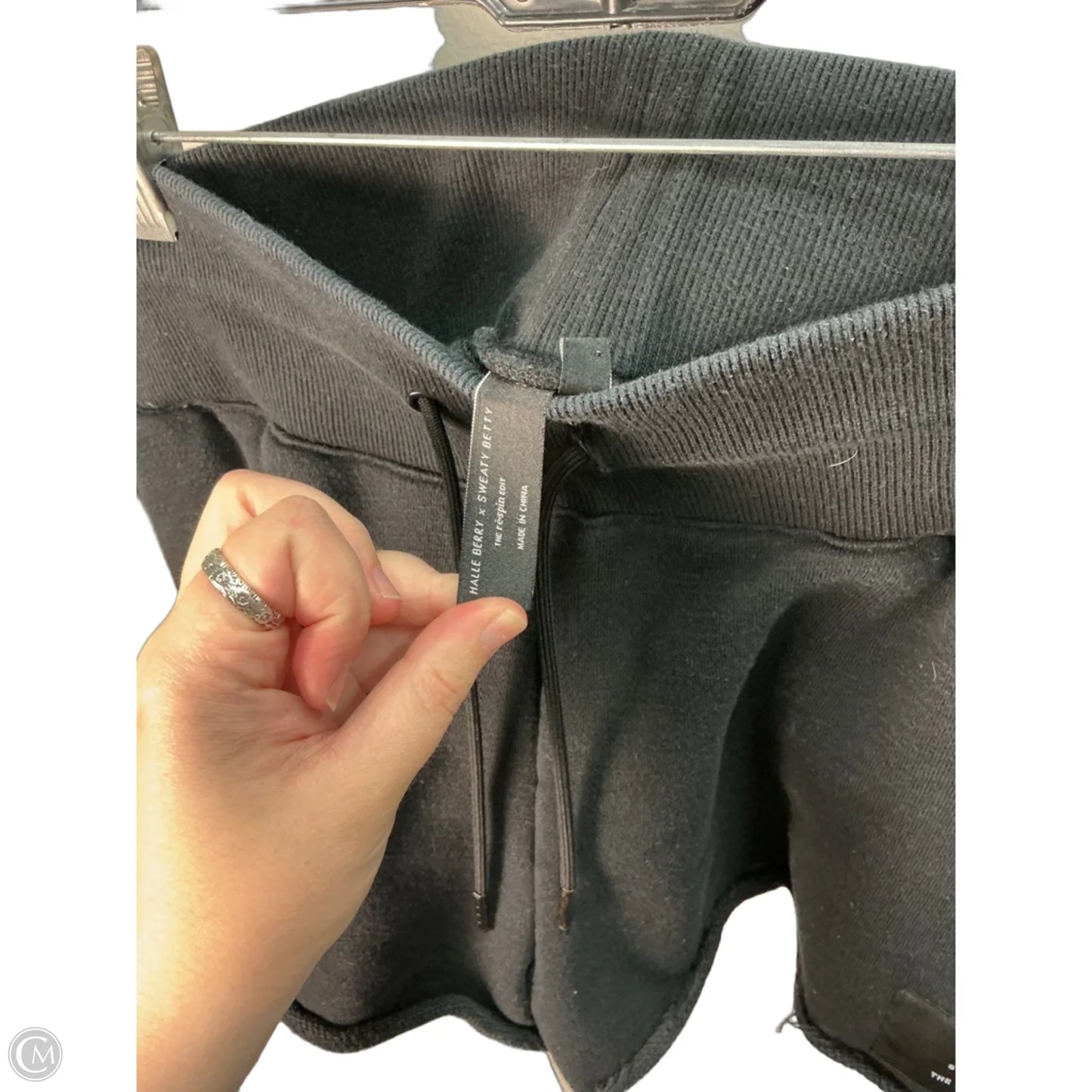 Athletic Shorts By Sweaty Betty In Black, Size: M