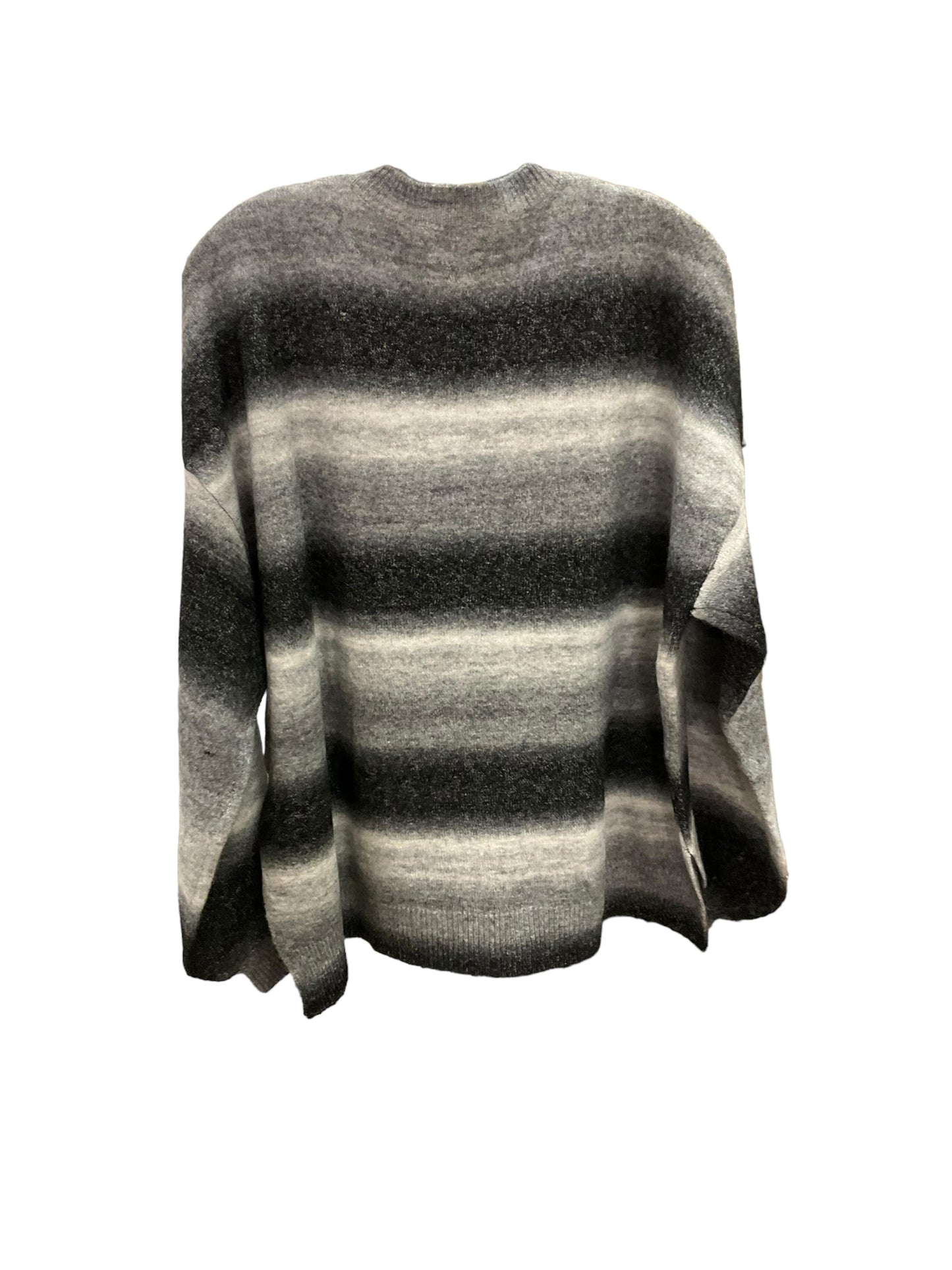 Sweater By Nordstrom In Grey, Size: M