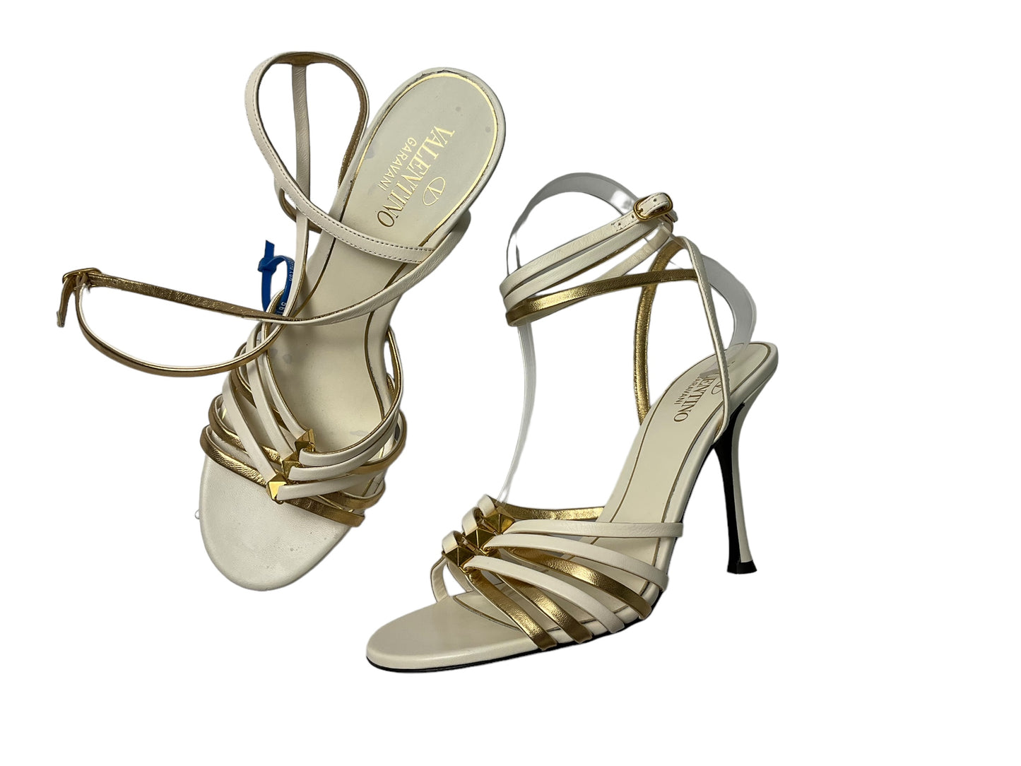 Sandals Designer By Valentino In Gold, Size: 9