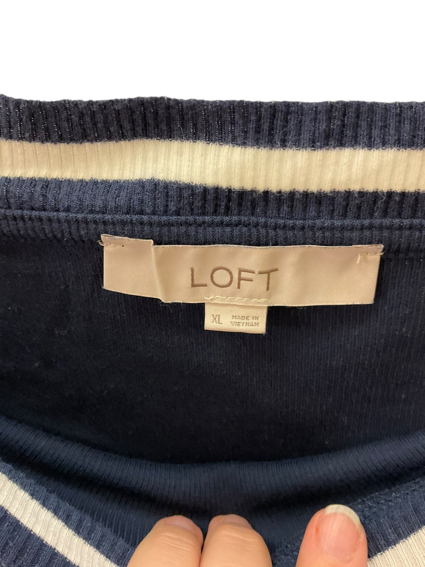 Top Long Sleeve By Loft In Navy, Size: Xl