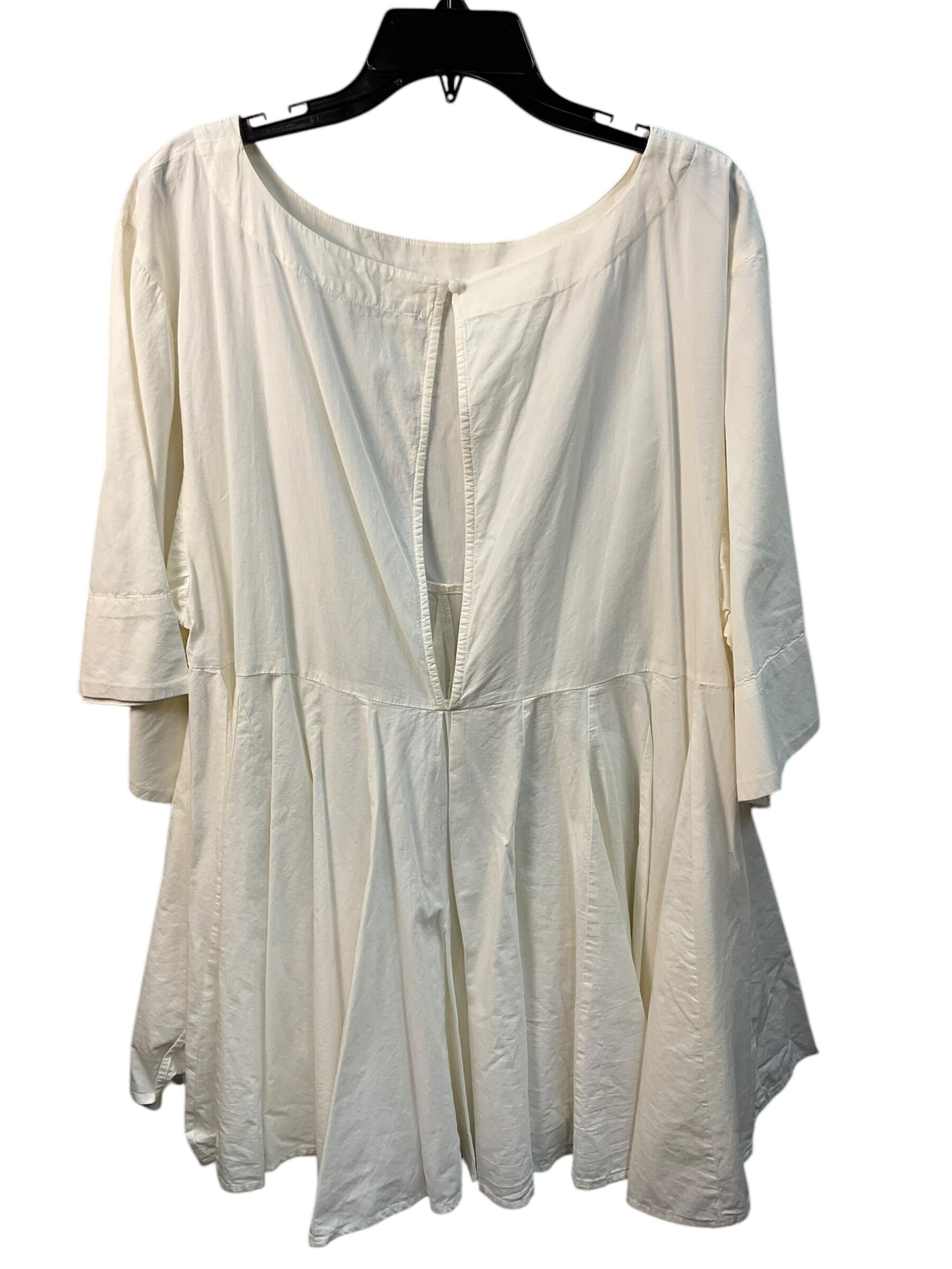 Dress Casual Short By Free People  Size: L