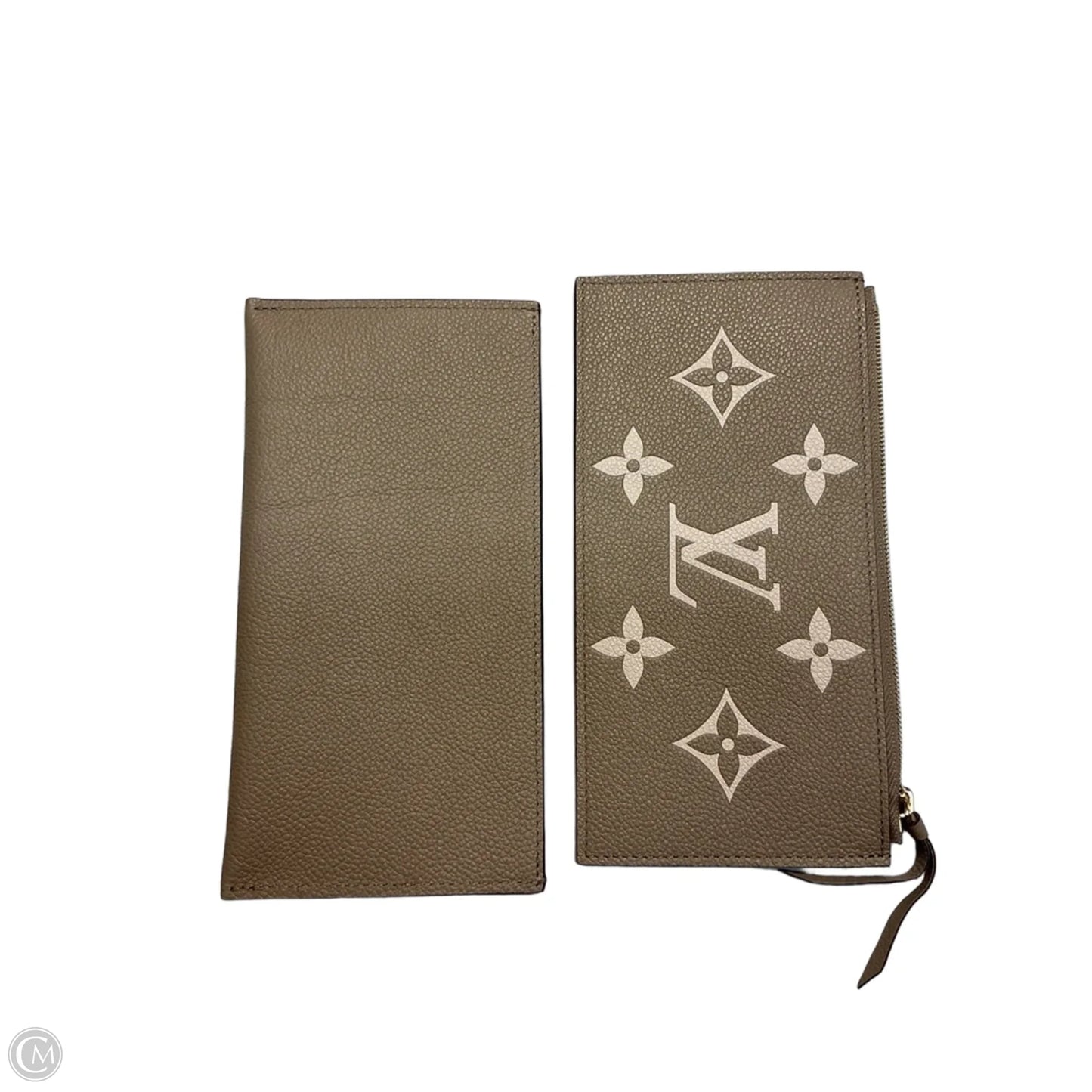 Crossbody Luxury Designer By Louis Vuitton, Size: Medium