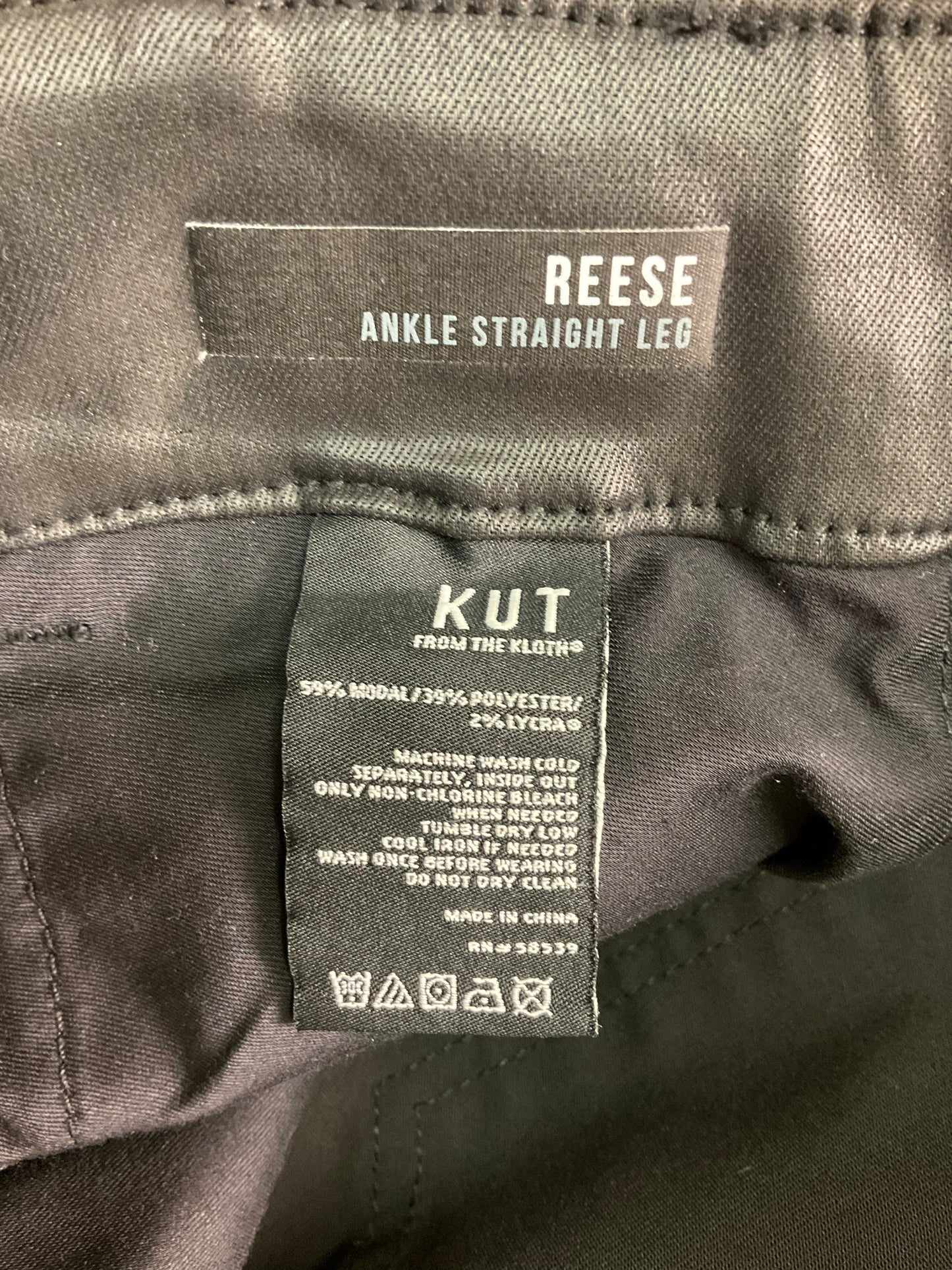 Jeans Straight By Kut In Black, Size: 12