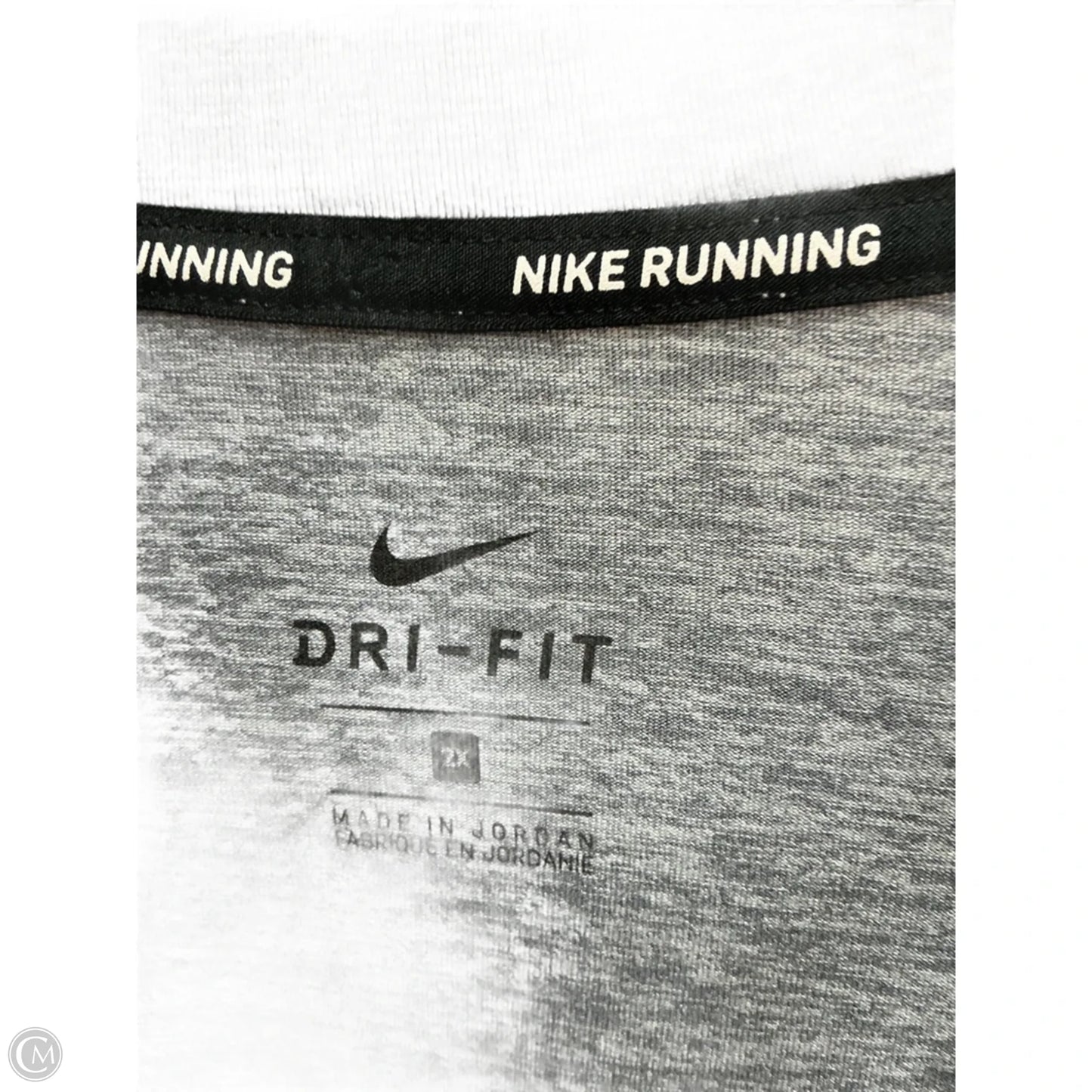 Athletic Top Long Sleeve Crewneck By Nike Apparel In Grey, Size: 20