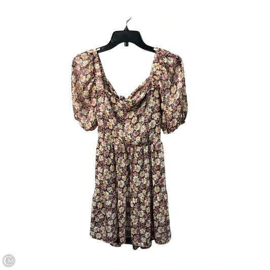 Dress Casual Short By Clothes Mentor In Maroon, Size: M