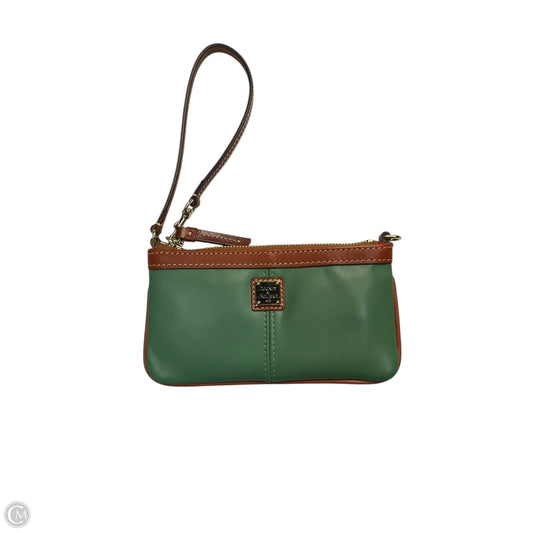 Wristlet Designer By Dooney And Bourke, Size: Medium