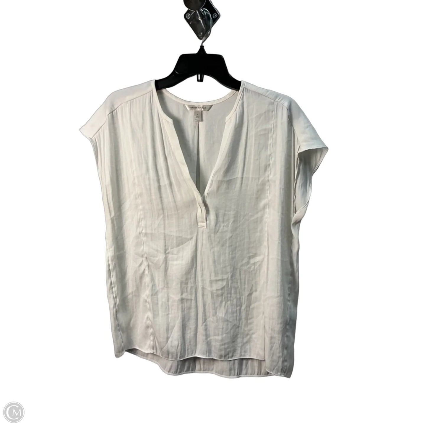 Top Sleeveless By Banana Republic In Cream, Size: M