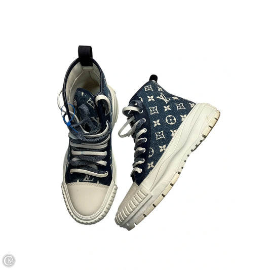 Shoes Luxury Designer By Louis Vuitton In Blue, Size: 11