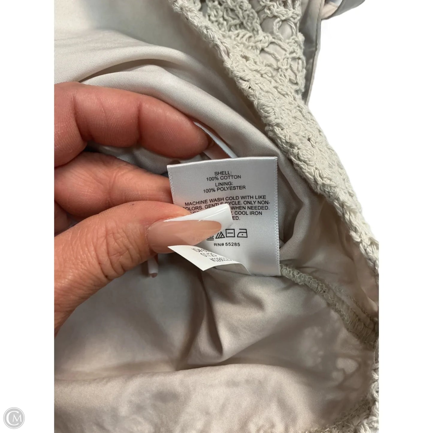 Top Sleeveless By Express In Cream, Size: M