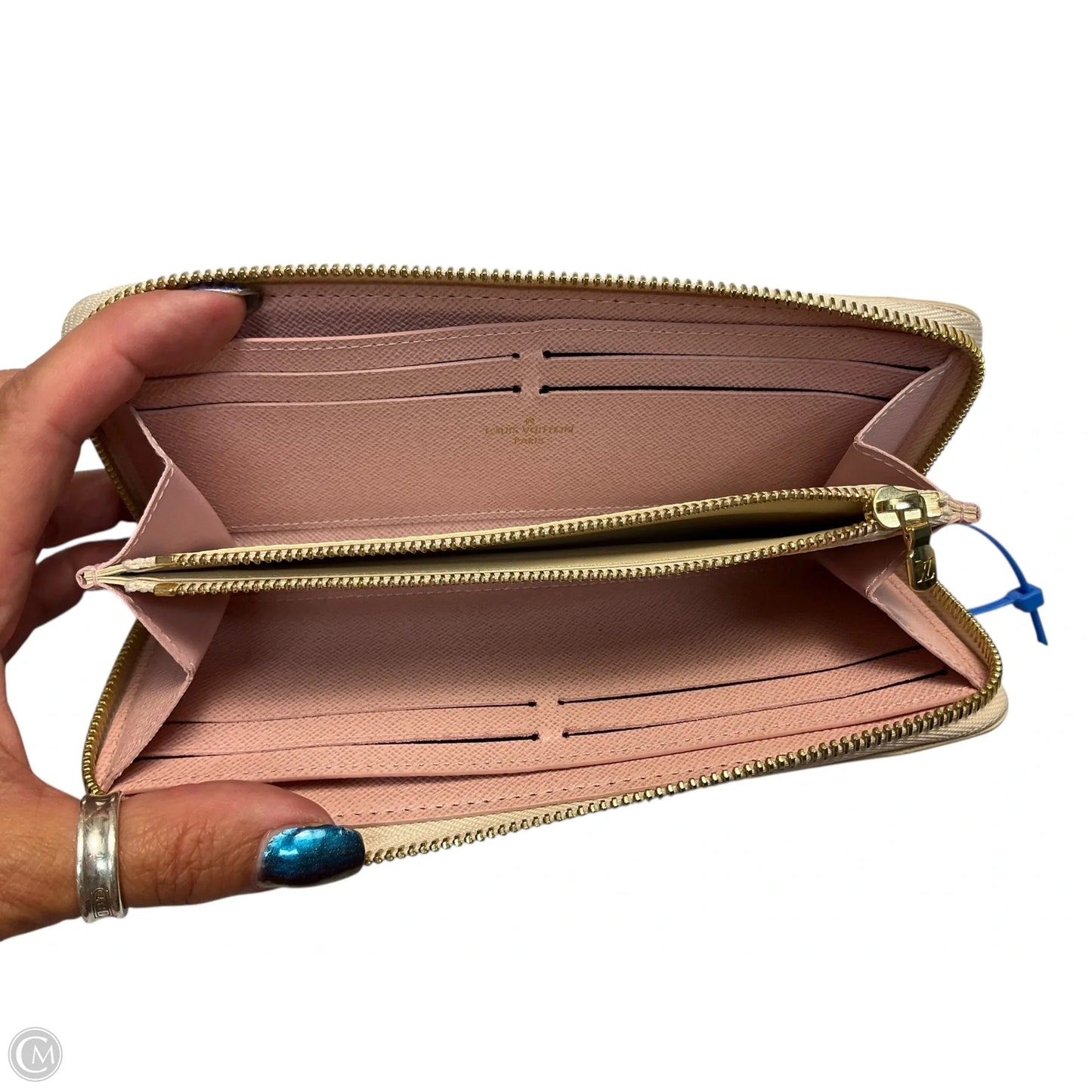 Wallet Luxury Designer By Louis Vuitton, Size: Medium