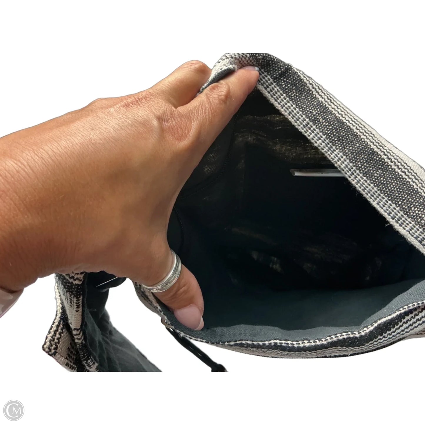 Tote By Clothes Mentor, Size: Medium