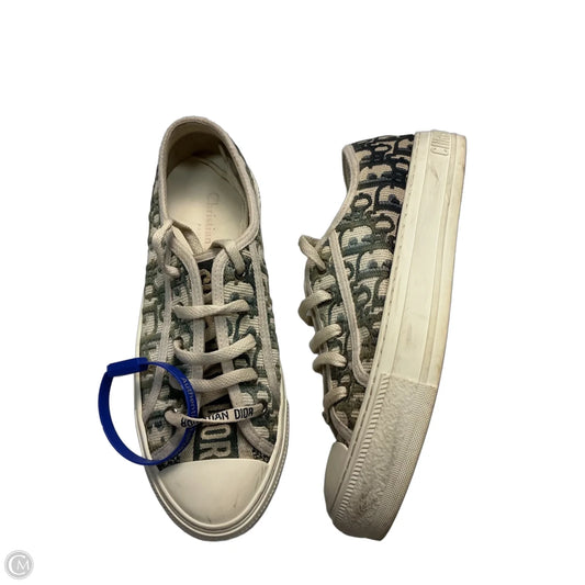 Shoes Luxury Designer By Dior In Cream & Green, Size: 7.5